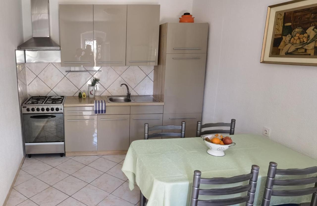 Guesthouse Palma Mali Lošinj Eksteriør bilde