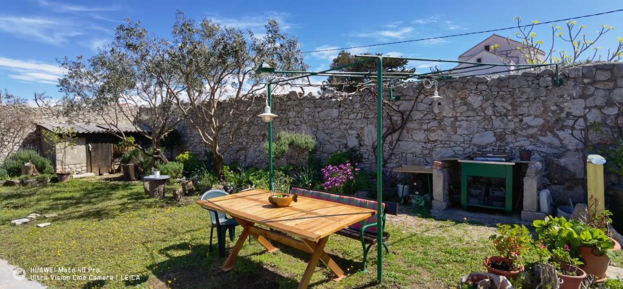 Guesthouse Palma Mali Lošinj Eksteriør bilde